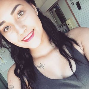 Meet your Posher, Karalynn